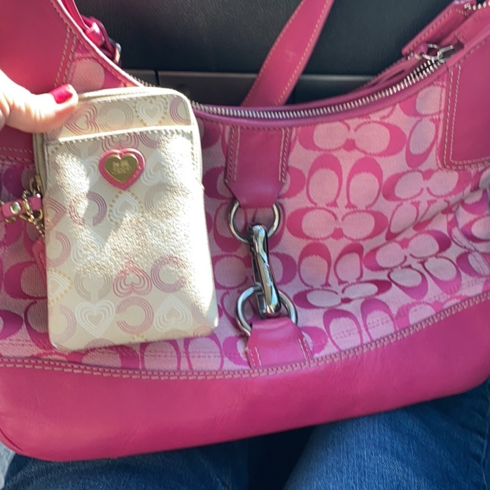 Coach purse with wristlet